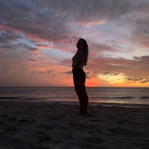 Meet your Posher, Maya